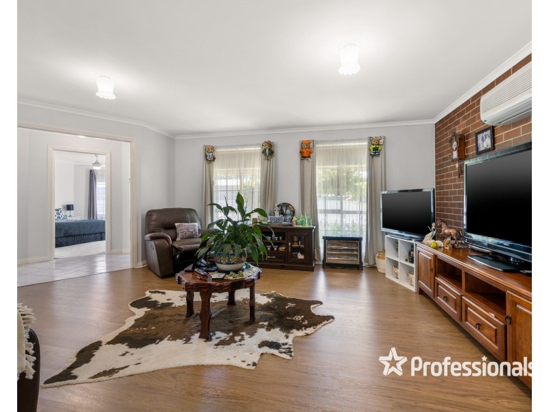 2/20 Nickless Street, Chiltern VIC 3683