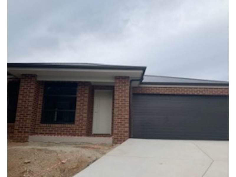 422 Dale Crescent, Lavington NSW 2641