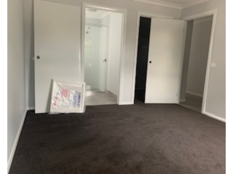 422 Dale Crescent, Lavington NSW 2641