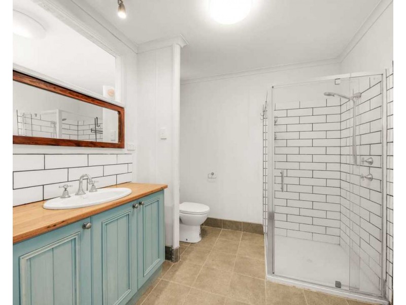 2 Albert Road, Chiltern VIC 3683