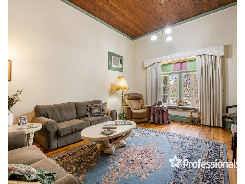 9 Gray Street, Corowa NSW 2646