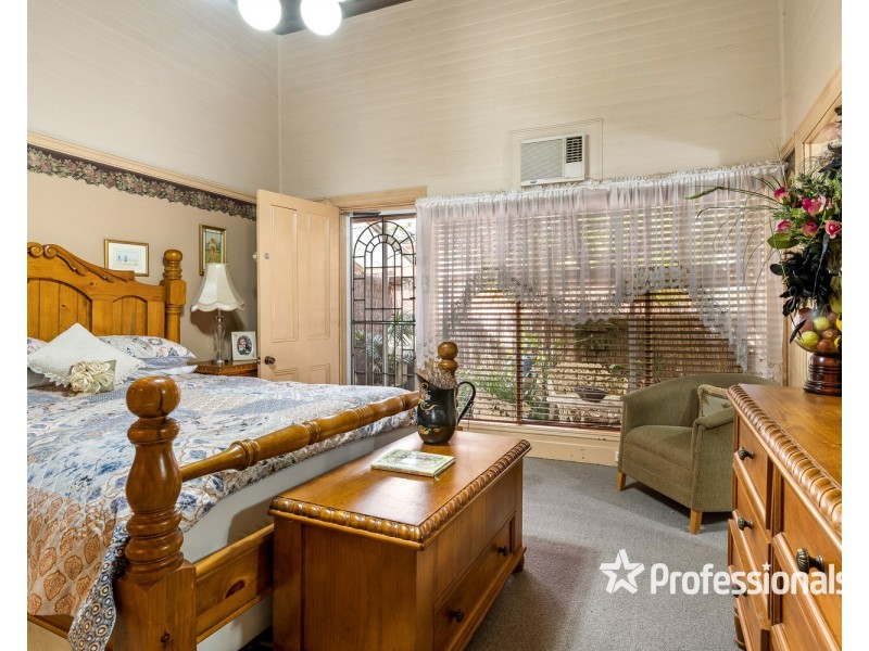 9 Gray Street, Corowa NSW 2646