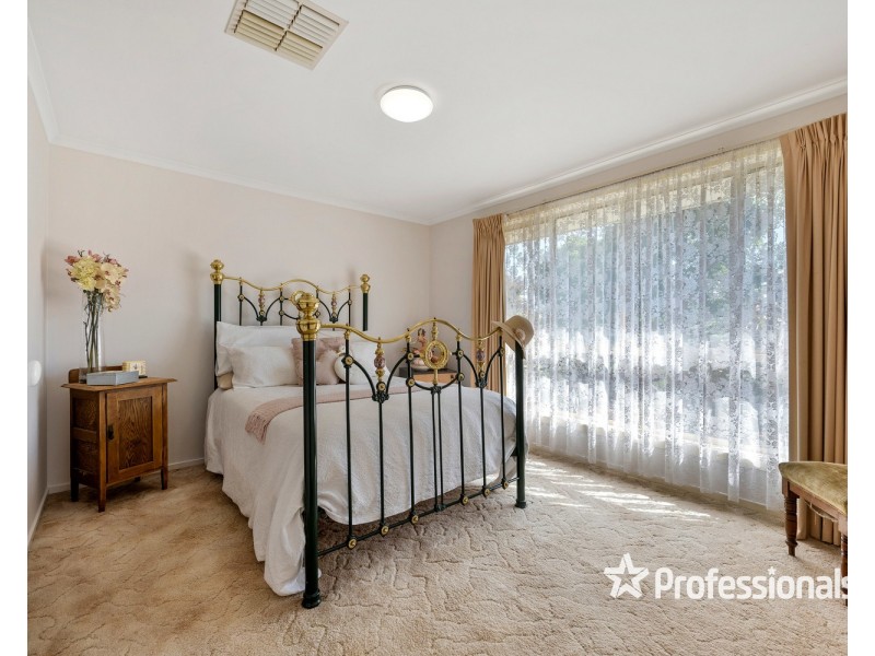 34 Falcon Court, Wodonga VIC 3690