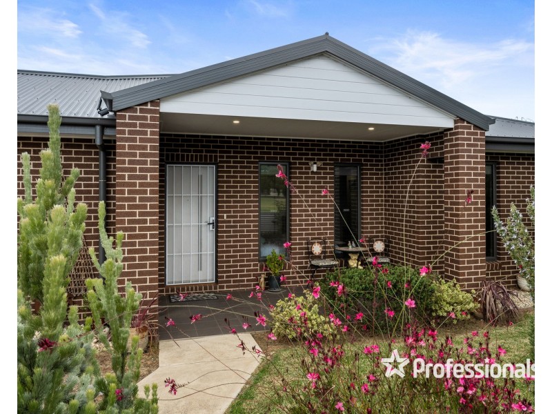 24 Bow Street, Corowa NSW 2646