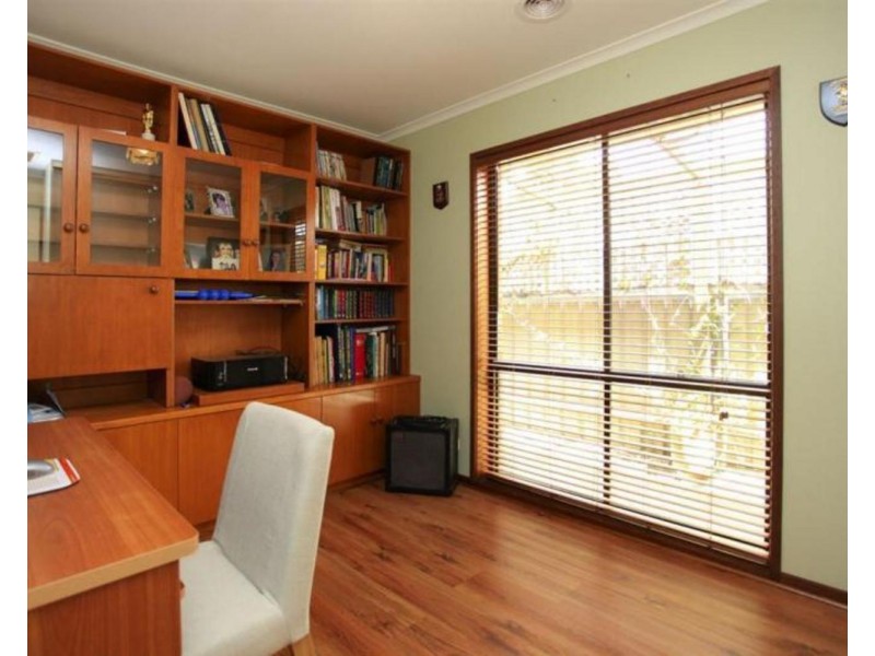 16 Chifley Street, Wodonga VIC 3690