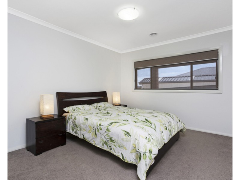 33 Silky Oak Avenue, Wodonga VIC 3690