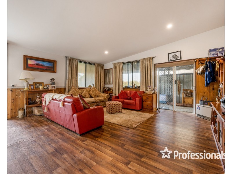 77 Ellis Street, Brocklesby NSW 2642