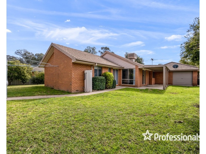 1 Goulburn Court, West Wodonga VIC 3690