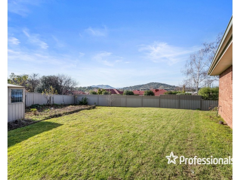 5 Berkeley Close, Wodonga VIC 3690