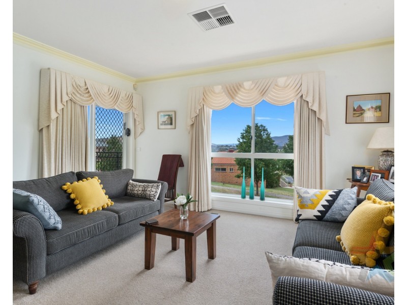 16 Avondale Drive, Wodonga VIC 3690