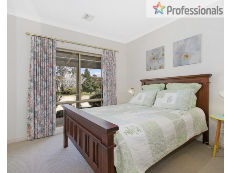 7 Hopwood Road, Thurgoona NSW 2640