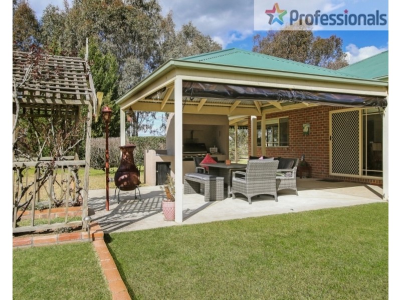 7 Hopwood Road, Thurgoona NSW 2640