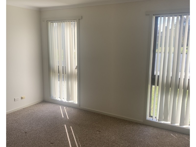 397 Elton Court, Lavington NSW 2641