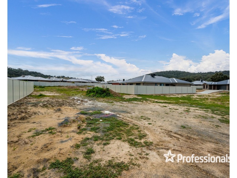 93 Kendall Drive, Hamilton Valley NSW 2641