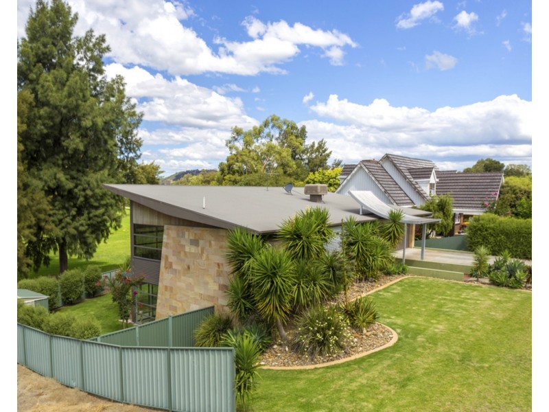 2 Parkland Drive, Wodonga VIC 3690