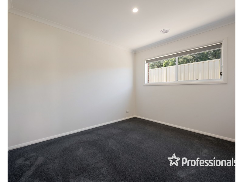 24 Lexcen Street, Baranduda VIC 3691