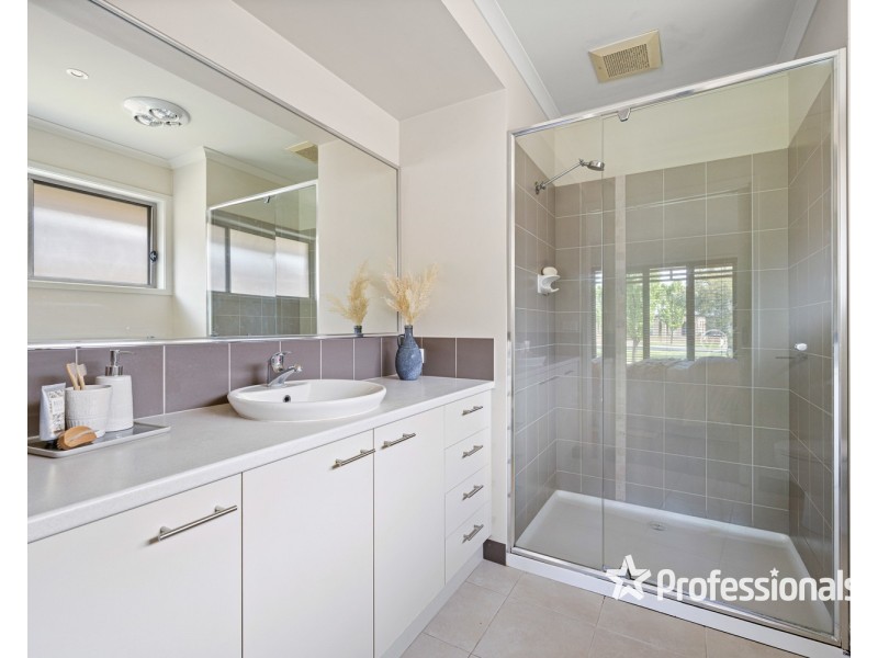 4 Grange Close, Wodonga VIC 3690