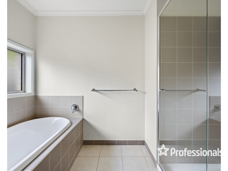 4 Grange Close, Wodonga VIC 3690