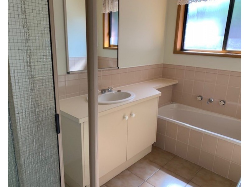 2/56 Albert Road, Chiltern VIC 3683