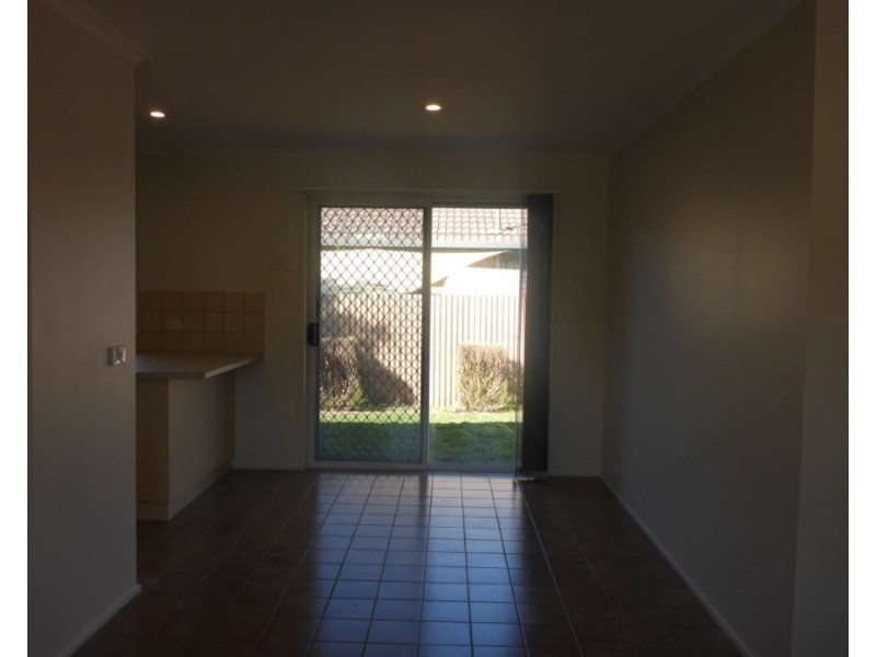 1/354 Lawrence Street, Wodonga VIC 3690