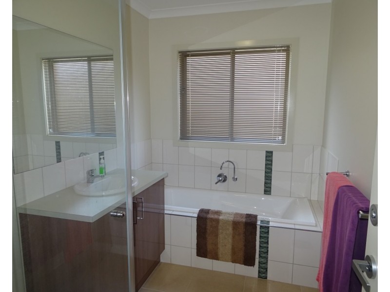 51 Inwood Crescent, Wodonga VIC 3690