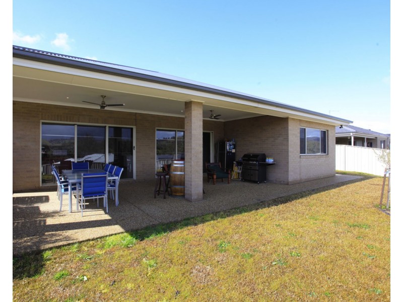 44 Bremer Avenue, Wodonga VIC 3690