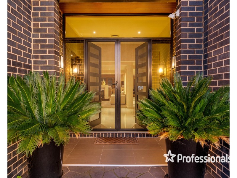 8 Ash Grove, Thurgoona NSW 2640