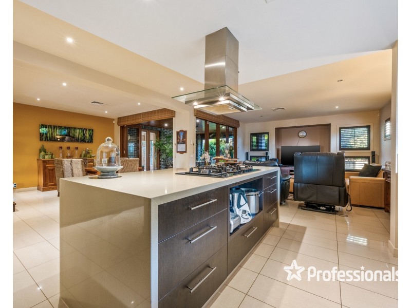 8 Ash Grove, Thurgoona NSW 2640