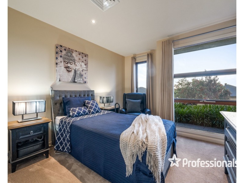 8 Ash Grove, Thurgoona NSW 2640