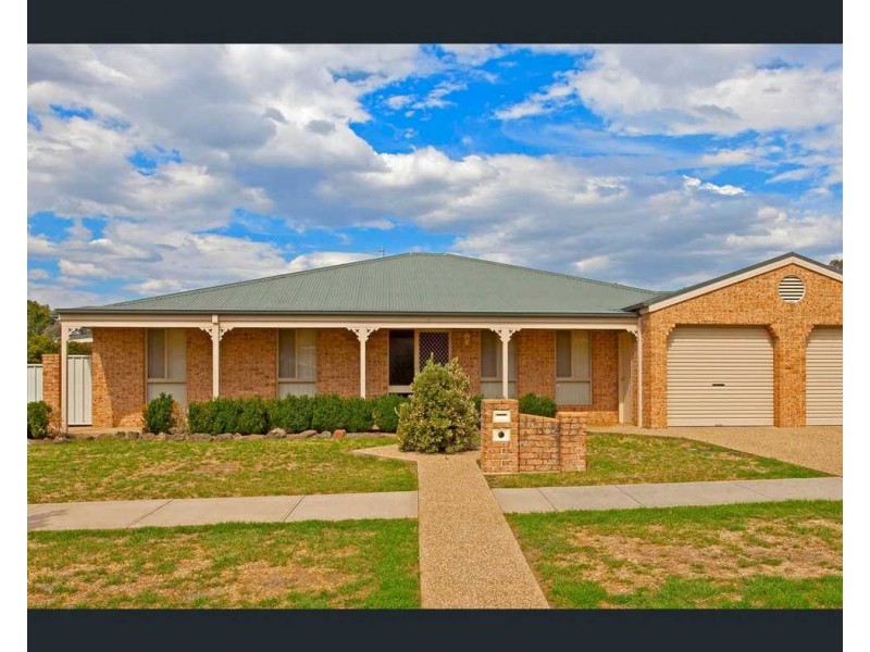 13 Dalton Avenue, Wodonga VIC 3690
