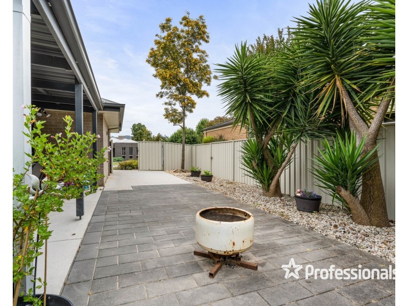 8 Condamine Street, Wodonga VIC 3690