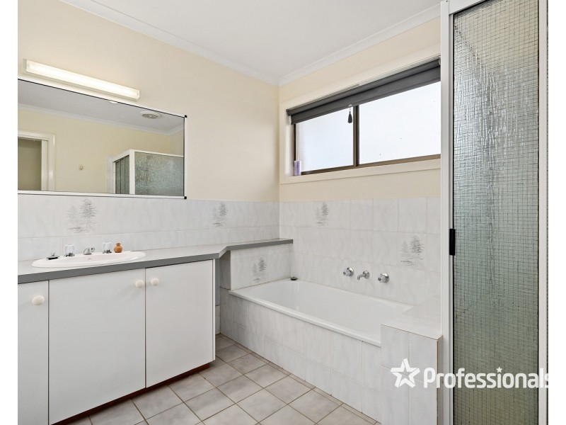 3 Vista Court, Bellbridge VIC 3691