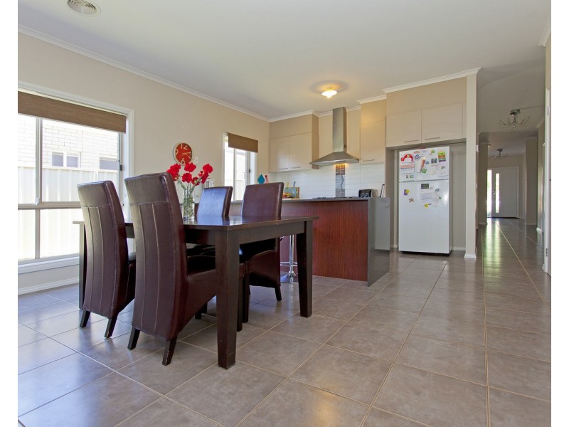 38 Castleton Street, Wodonga VIC 3690