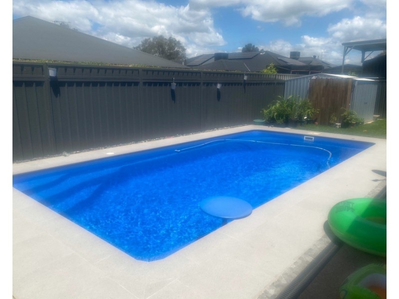 8 Strickland Street, Killara VIC 3691