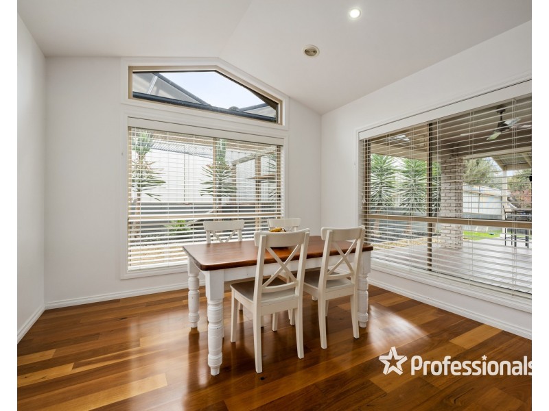 13 Hawk Place, Wodonga VIC 3690