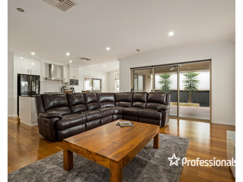 13 Hawk Place, Wodonga VIC 3690