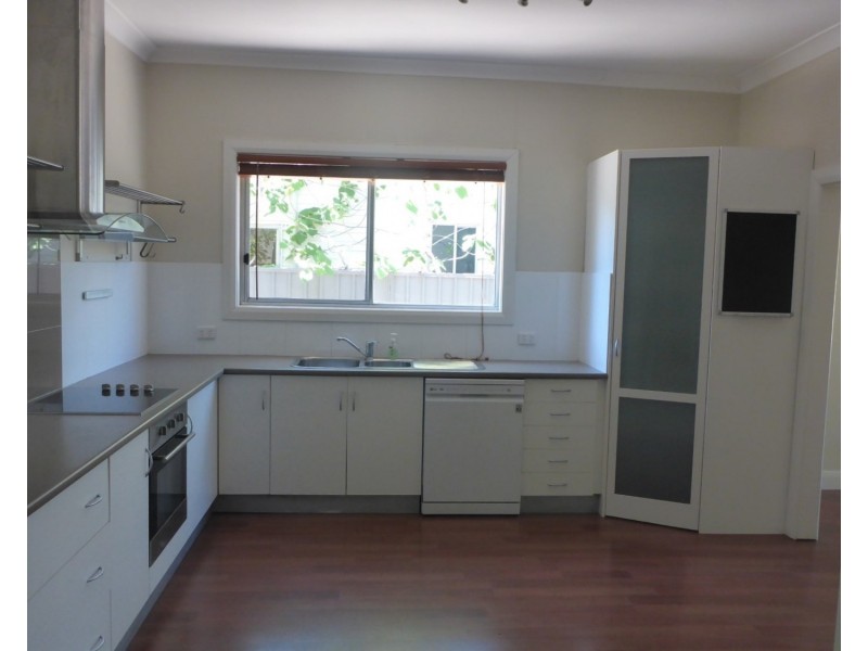 150 Borella Road, East Albury NSW 2640