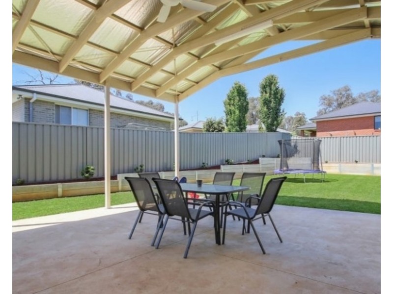 54 Osprey Street, Thurgoona NSW 2640