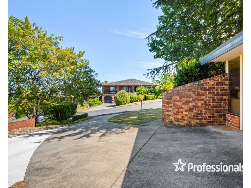 34 Mountain View Drive, Lavington NSW 2641
