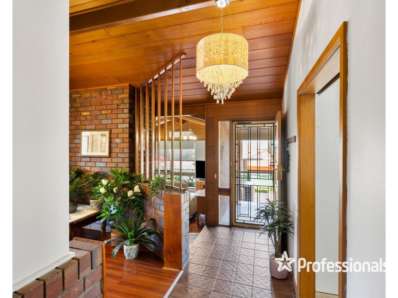 34 Mountain View Drive, Lavington NSW 2641