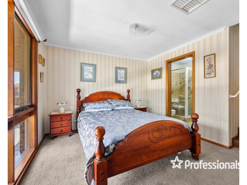 34 Mountain View Drive, Lavington NSW 2641