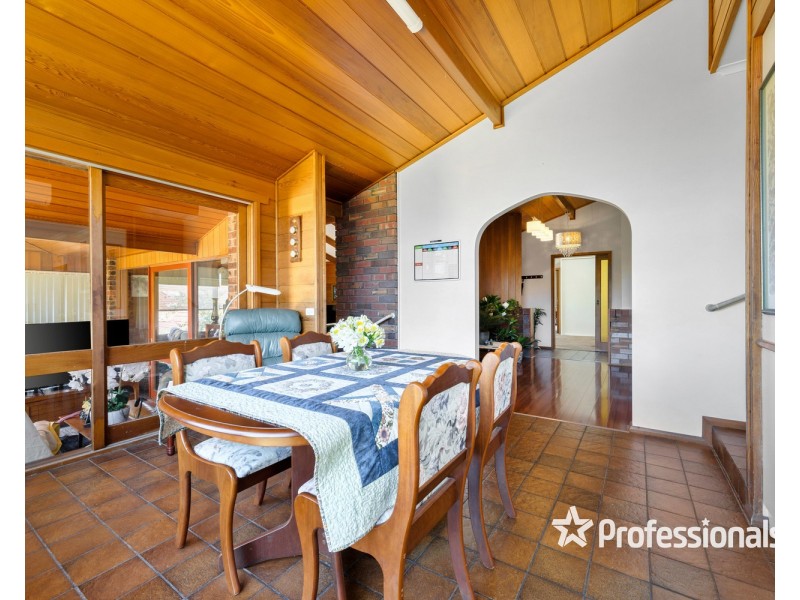 34 Mountain View Drive, Lavington NSW 2641