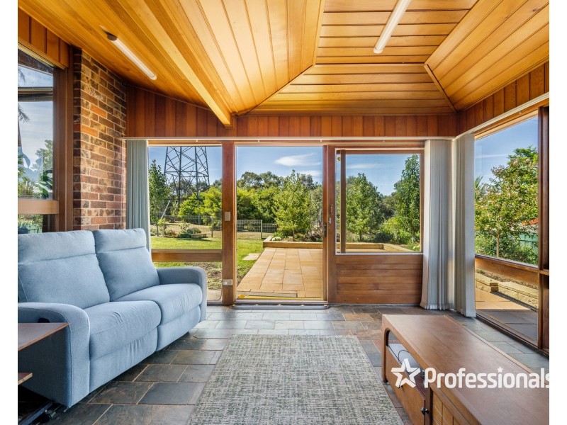 34 Mountain View Drive, Lavington NSW 2641