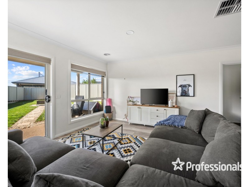 6 Blackwood Avenue, Wodonga VIC 3690