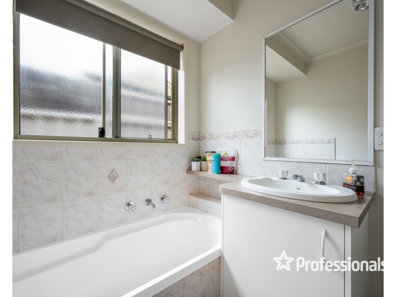 6 Hamilton Place, Wodonga VIC 3690
