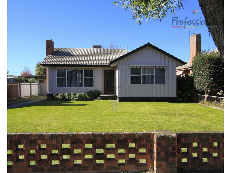 18 Lindsay Street, Wodonga VIC 3690