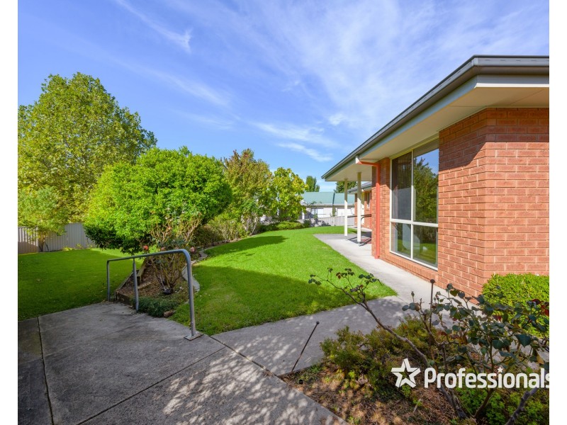 10 Ballara Drive, Wodonga VIC 3690