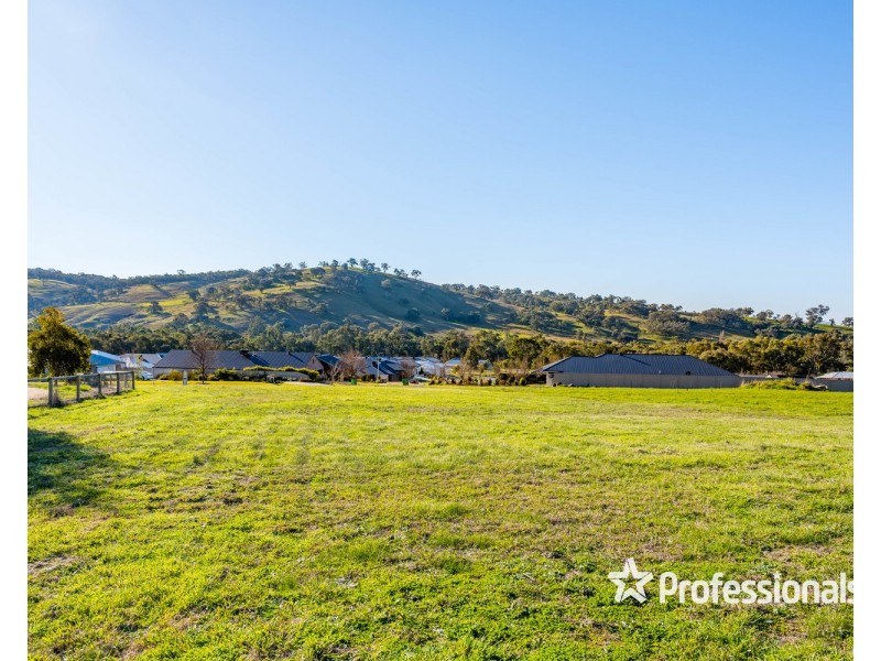 15 Chester Circuit, Wodonga VIC 3690