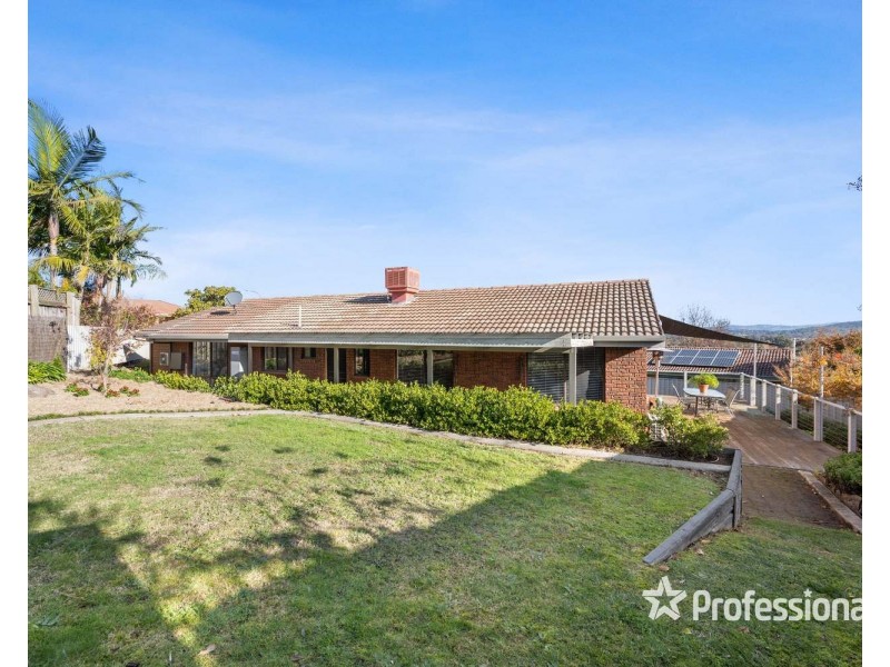 397 Wenview Place, Lavington NSW 2641
