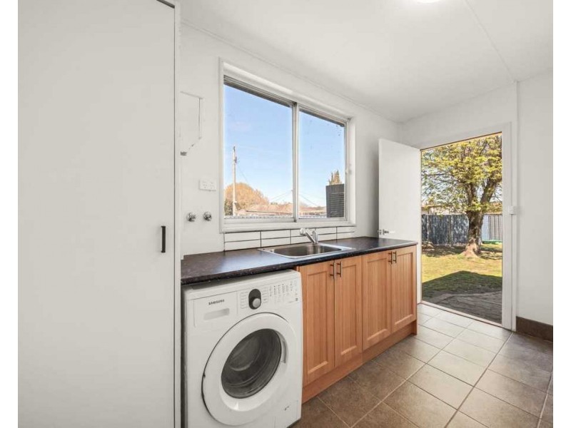 2A Albert Road, Chiltern VIC 3683